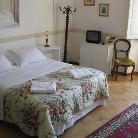 Hostel Veronique Florencia Habitación foto
